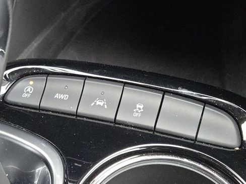 Used 2024 Buick Encore GX Avenir w/ Avenir Convenience Package image 8