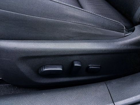 Used 2021 Nissan Altima 2.5 SV w/ SV Premium Package image 19