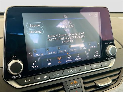 Used 2024 Nissan Altima 2.5 SR image 7