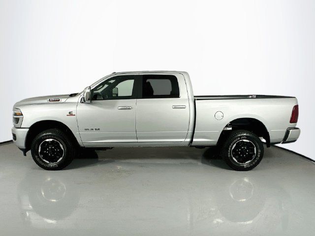 Used 2026 RAM 2500 Laramie AWD/4WD image 6