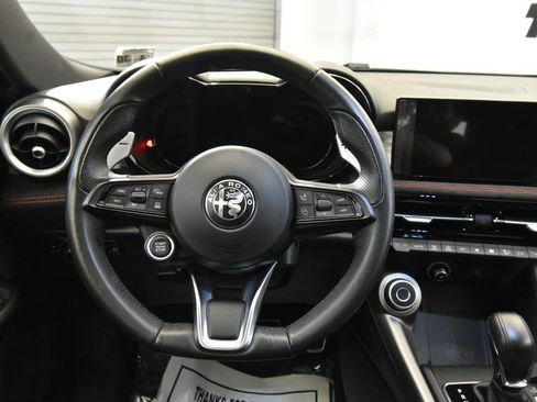 Used 2024 Alfa Romeo Tonale Veloce AWD/4WD image 21