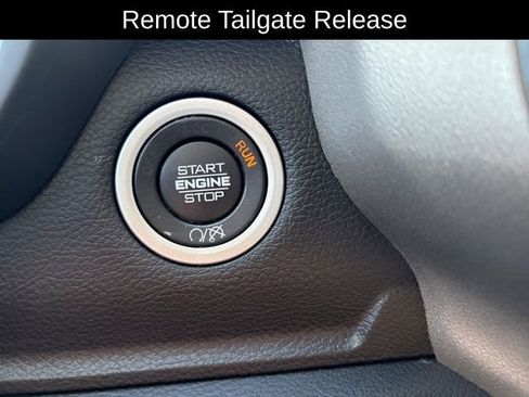 Used 2024 RAM 3500 Laramie w/ Towing Technology Group AWD/4WD image 19