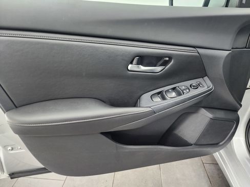 Used 2023 Nissan Sentra SV image 34