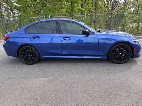 Used 2025 BMW 330i Sedan w/ M Sport Package image 11