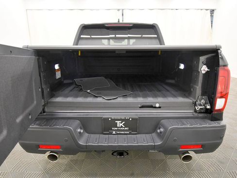 Certified 2025 Honda Ridgeline Black Edition image 7