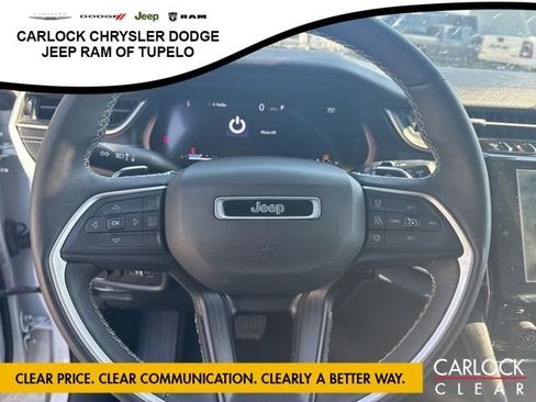 Used 2023 Jeep Grand Cherokee L Laredo AWD/4WD image 12