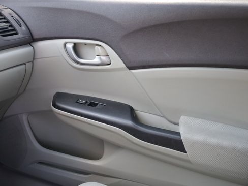 Used 2012 Honda Civic LX image 10