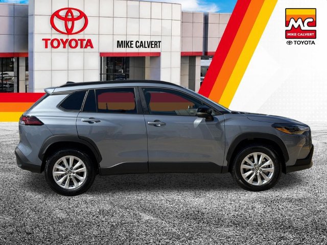 Certified 2026 Toyota Corolla Cross LE FWD image 10
