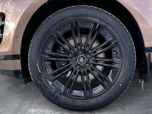 New 2026 Land Rover Range Rover Evoque Dynamic SE image 13