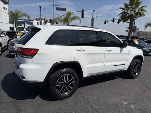 Used 2019 Jeep Grand Cherokee Trailhawk w/ Trailhawk Luxury Group image 63