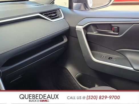 Used 2024 Toyota RAV4 LE image 22