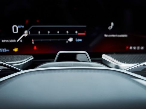 Used 2025 Cadillac Escalade V image 78