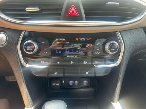 Used 2020 Hyundai Santa Fe SEL w/ Convenience Package AWD/4WD image 13
