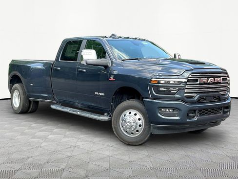 New 2026 RAM 3500 Laramie w/ Max Tow Package AWD/4WD image 3