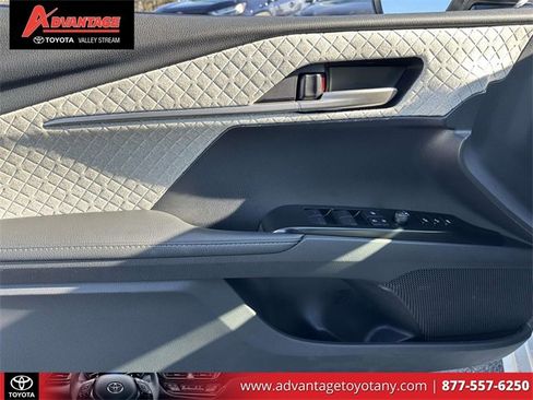 Used 2025 Toyota Camry XLE image 20