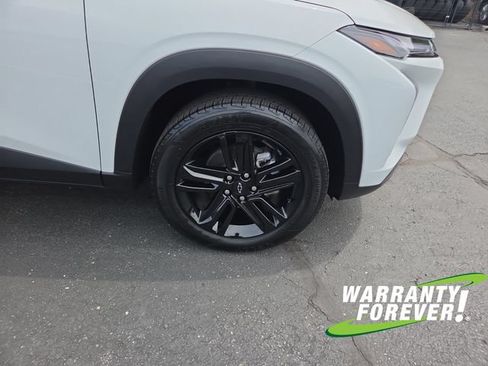 Used 2024 Chevrolet Trax ACTIV w/ Driver Confidence Package FWD image 19