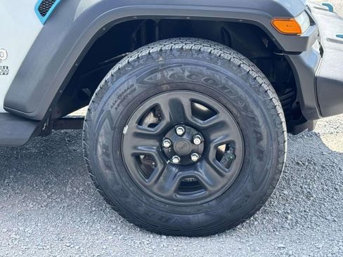 Used 2018 Jeep Wrangler Unlimited Sport AWD/4WD image 11