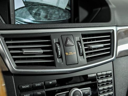 Used 2012 Mercedes-Benz E 350 4MATIC Sedan image 28