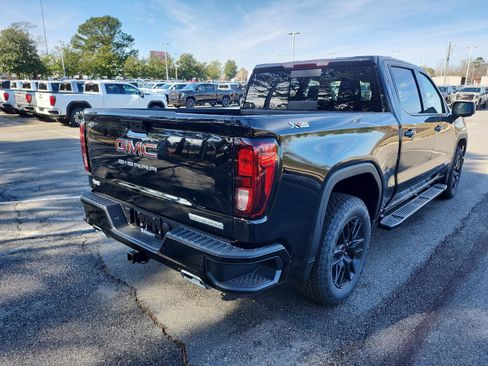 New 2026 GMC Sierra 1500 Elevation image 3