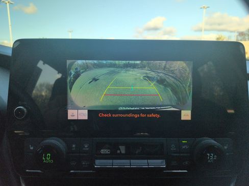 Used 2024 Toyota Grand Highlander XLE image 11