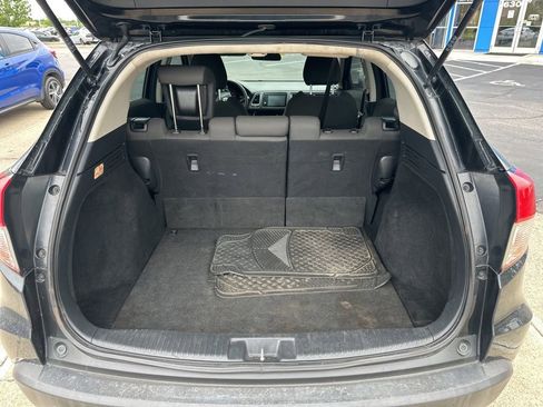 Used 2021 Honda HR-V EX image 11