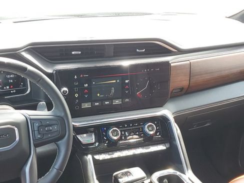 Used 2025 GMC Sierra 1500 Denali Ultimate AWD/4WD image 28