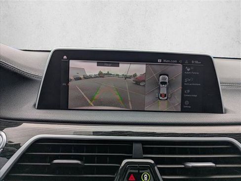 Used 2021 BMW 740i w/ Luxury Rear Seating Package RWD image 19