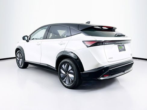 Used 2023 Nissan Ariya AWD image 5