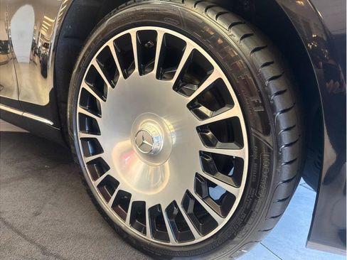 Used 2019 Mercedes-Benz Maybach S 560 4MATIC image 22