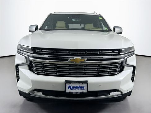 Used 2024 Chevrolet Tahoe Premier w/ Premium Package AWD/4WD image 9