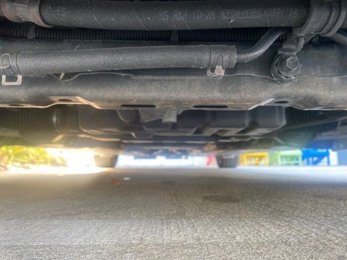 Used 2012 Hyundai Genesis 4.6 image 22