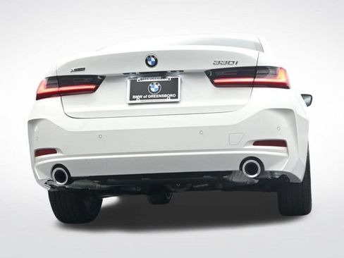 New 2026 BMW 330i xDrive Sedan w/ Premium Package AWD/4WD image 36
