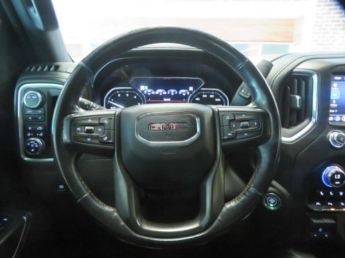 Used 2021 GMC Sierra 1500 AT4 w/ AT4 Value Package AWD/4WD image 30