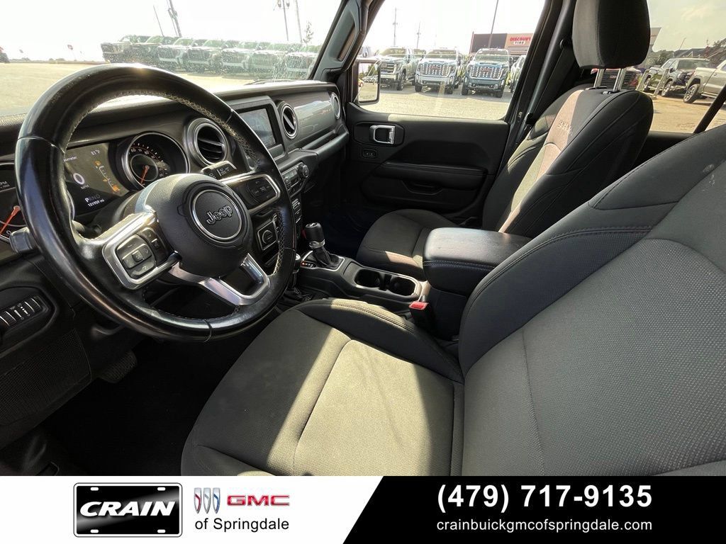 Used 2020 Jeep Wrangler Unlimited Sahara AWD/4WD image 9