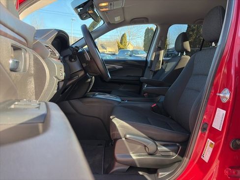 Used 2023 Honda Ridgeline Sport image 18