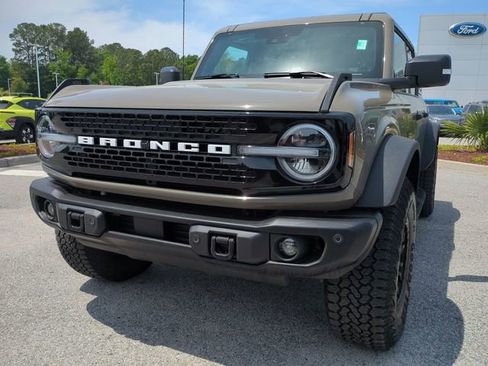 Used 2025 Ford Bronco Badlands AWD/4WD image 8