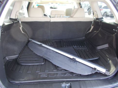 Used 2013 Subaru Outback 2.5i Premium image 9