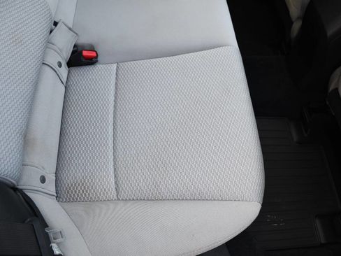 Used 2015 Subaru Forester 2.5i Premium w/ All-Weather Package image 21