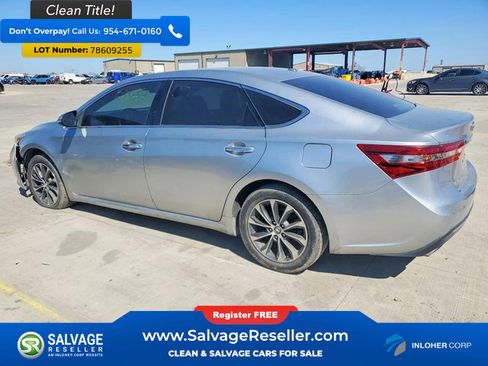 Used 2018 Toyota Avalon XLE image 3