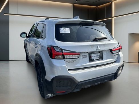 Used 2025 Mitsubishi Outlander Sport AWD image 6