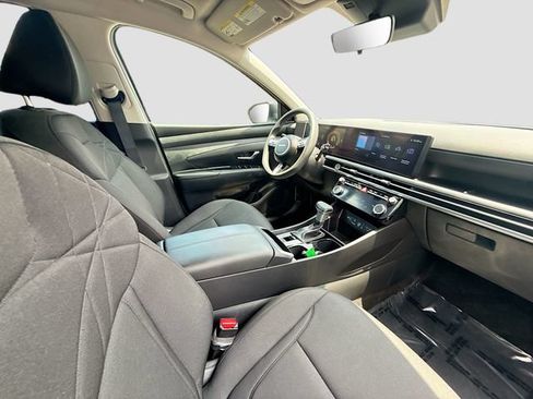 Certified 2025 Hyundai Tucson SEL FWD image 26