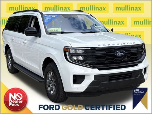 Used 2025 Ford Expedition Max Active RWD image 1