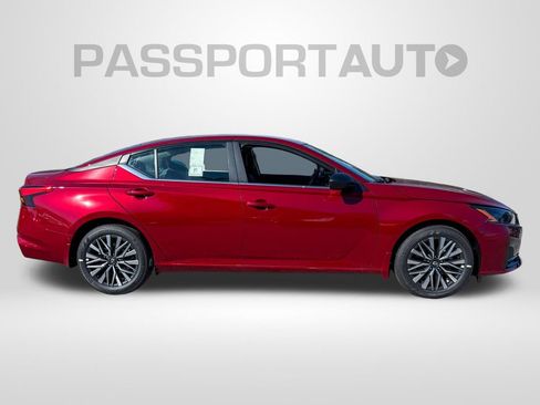New 2026 Nissan Altima 2.5 SV FWD image 4