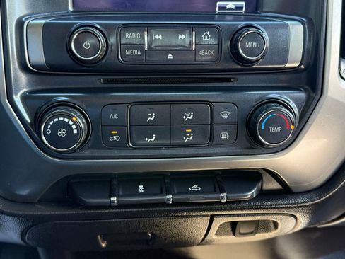 Used 2018 Chevrolet Silverado 1500 LT image 44