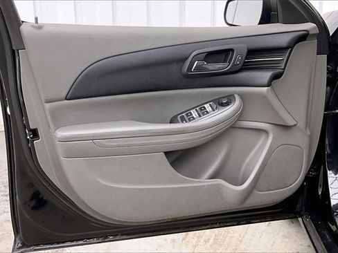 Used 2013 Chevrolet Malibu LS image 20