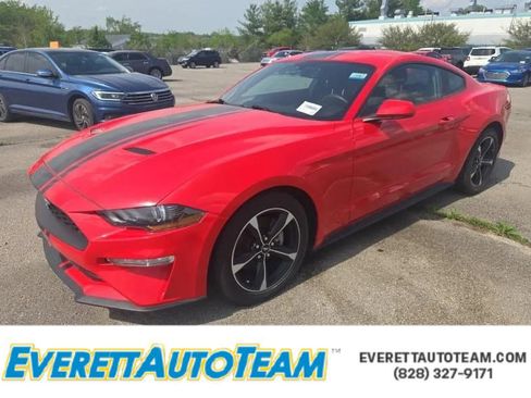 Used 2019 Ford Mustang Coupe RWD image 1