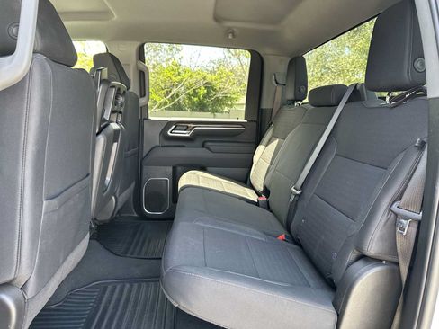 Certified 2025 Chevrolet Silverado 2500 LT w/ Convenience Package AWD/4WD image 17