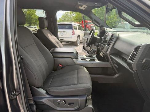 Used 2016 Ford F150 XLT w/ Equipment Group 302A Luxury AWD/4WD image 14