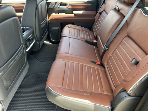 New 2026 GMC Sierra 3500 Denali Ultimate AWD/4WD image 26
