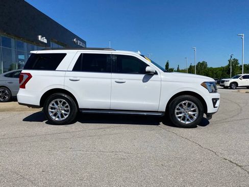 Used 2021 Ford Expedition XLT AWD/4WD image 8